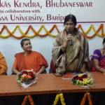 Poet Sucharita Mohanty speaking in the Valedictory Session